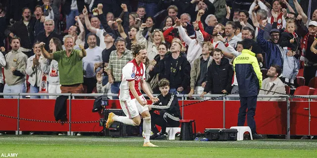 Ajax 2 - 2 PSV: Godts räddade en poäng