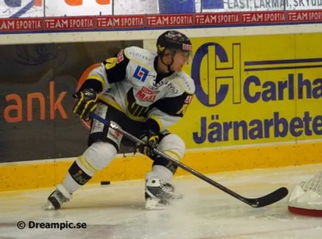 V&auml;ster&aring;s upp p&aring; playoffplats efter en dag p&aring; jobbet mot Troja