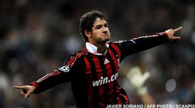 Startelvor Milan - Napoli: Pato med!