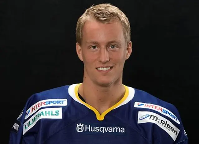 Oscar Sundh stannar i HV71