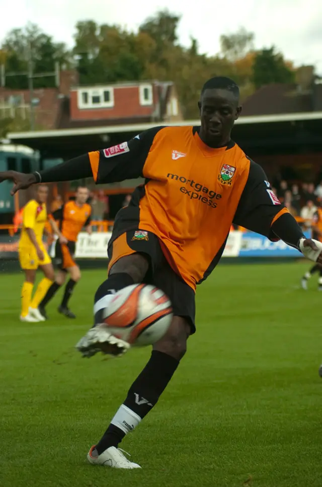 Barnet - Cheltenham  1 - 1