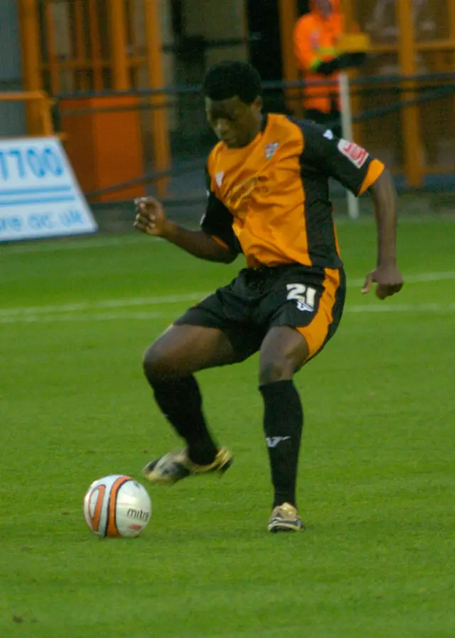 Wingate & Finchley - Barnet  1-0