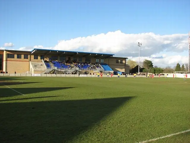 Inf&ouml;r: Staines Town - Millwall