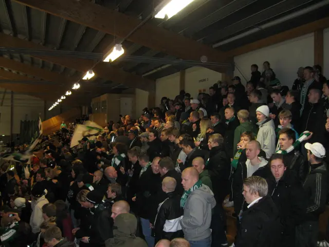 Fansen ville att Bajen skulle ta ut m&aring;lvakten  vid 19-0 (Bildspel) 