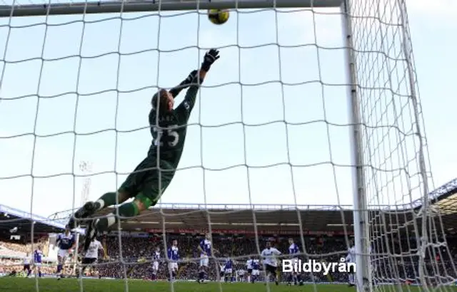 Joe Hart tackar Birmingham