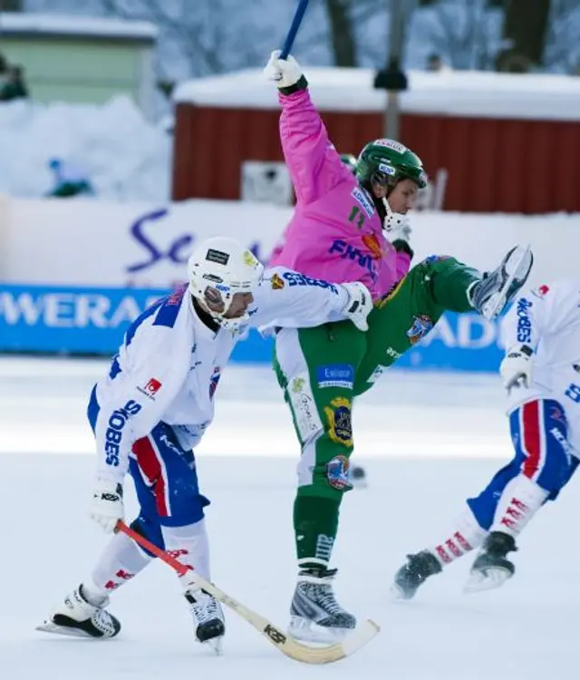 Seger och oavgjort i helgen