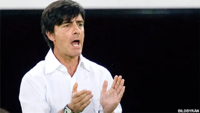 Joachim Löw tycker att Rahhagel är rätt man för Hertha