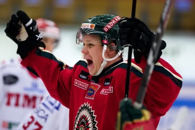 Janne Niskala l&auml;mnar Fr&ouml;lunda