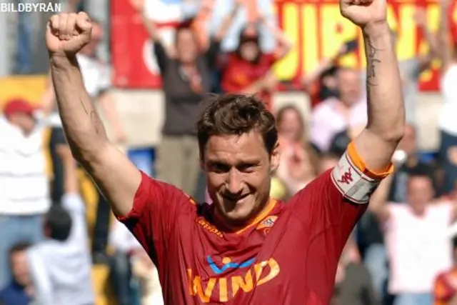 Fotbollsvärlden hyllar Francesco Totti