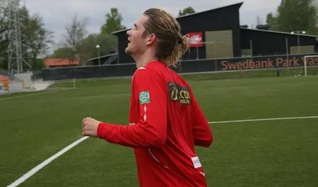 Full pott p&aring; Parken efter utklassningsseger... Tv&aring;m&aring;lskytten Sallanto: &#34;Vi g&ouml;r det bra idag&#34; 