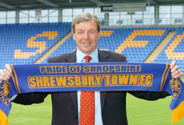 Shrewsbury v&auml;rvar tidigare Liverpoolback