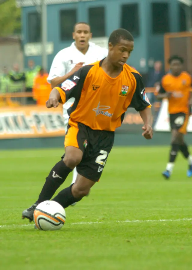 Hitchin Town - Barnet  0 - 3