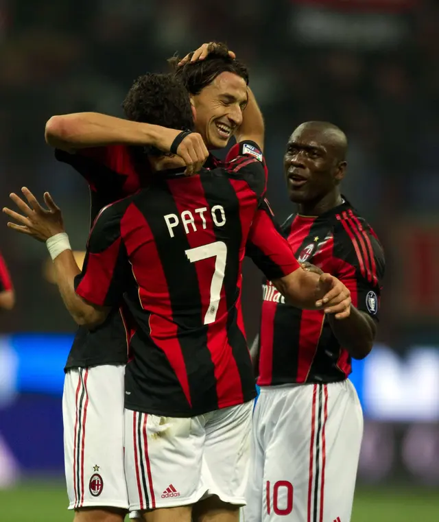 Pato, Galliani, Ronaldinho m.fl efter matchen