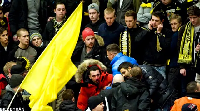 Stockholmsderbyt stoppat efter skandalscener