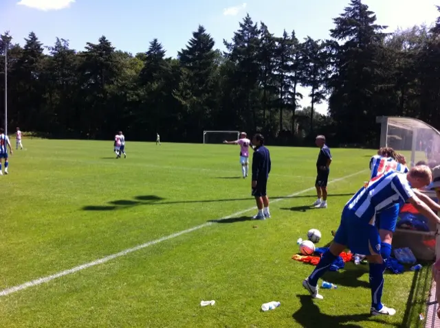 Utrecht 1 -1 Colchester