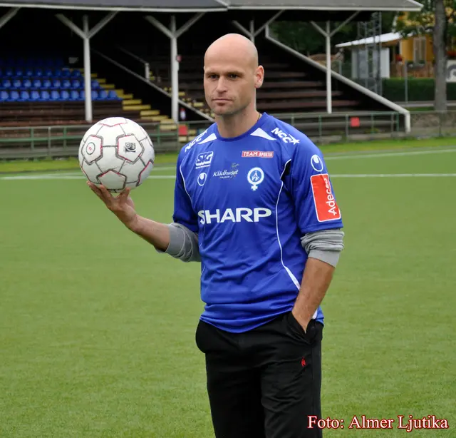 Webb TV+Text: Presskonferens med Thomas Olsson