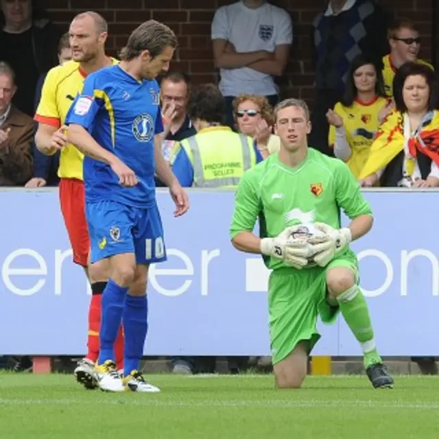 Målvakt återvänder till Watford