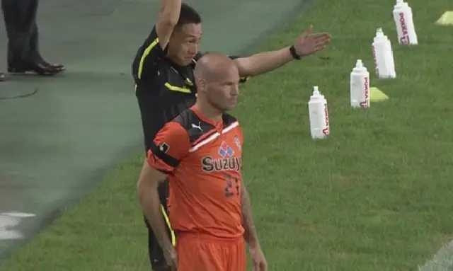 Förlust för Ljungberg i sin J.League-debut