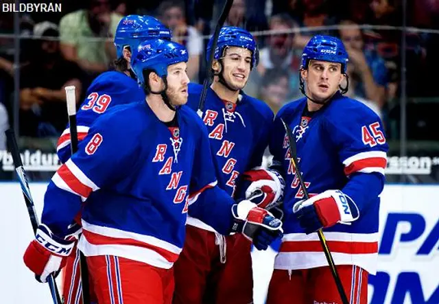 LIVERAPPORTERING: RANGERS - LIGHTNING Rangers avgjorde i förläningen där man gjorde 4-3 igenom Brad Richards