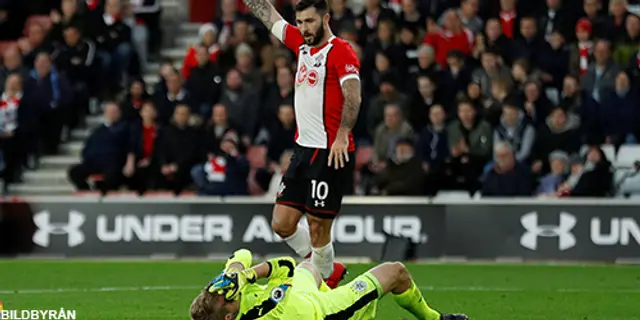 FA stänger av Charlie Austin