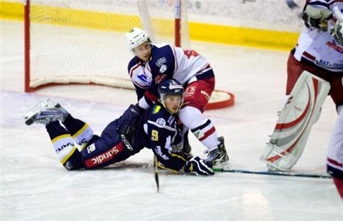 Äntligen seger när Borlänge 2-4 till seger med 5-4 efter sudden i derbyt mot Falun