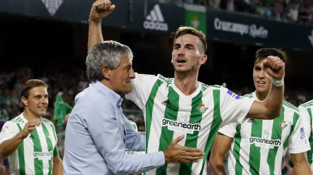 Real Betis får olika huvudsponsorer på tröjan hemma och borta