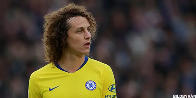 Uppgifter: David Luiz vägrar träna - vill till Arsenal