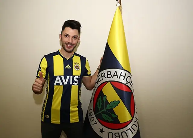 Tolgay Arslan till Fenerbahce