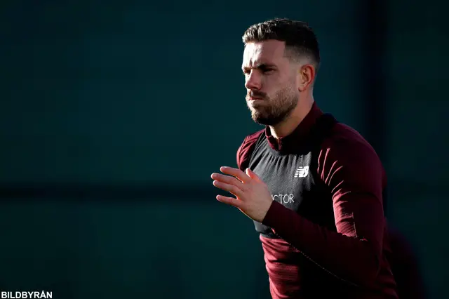Dominant Henderson ger nytt liv i mittfältskonkurrensen