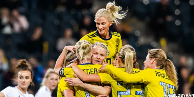 Vad var det där om att det inte finns något intresse för damfotboll? 