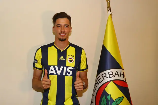 Altay Bayindir till Fenerbahçe