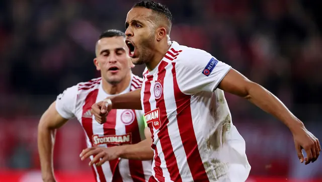 Olympiakos segrade i brödramatchen och avancerade till Europa Leagues slutspel