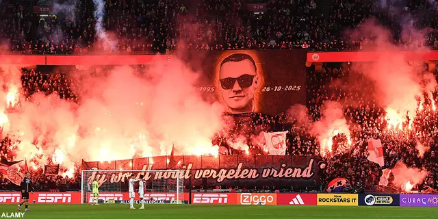 Ajax 1 - 1 Heerenveen: Mäktig hyllning, mindre mäktig match