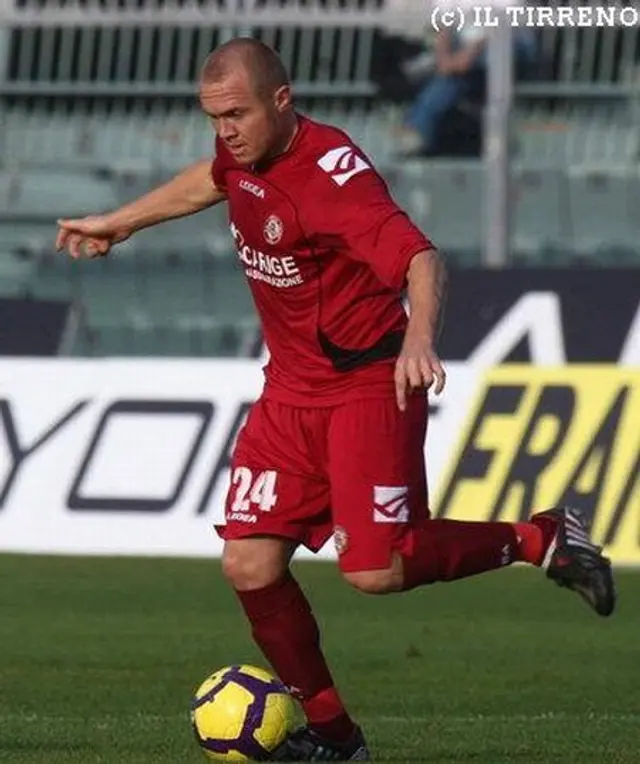 Gudjohnsen l&aring;ngt fr&aring;n startelvan