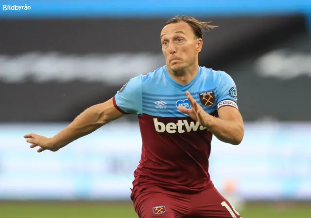 Mark Noble 500 matcher