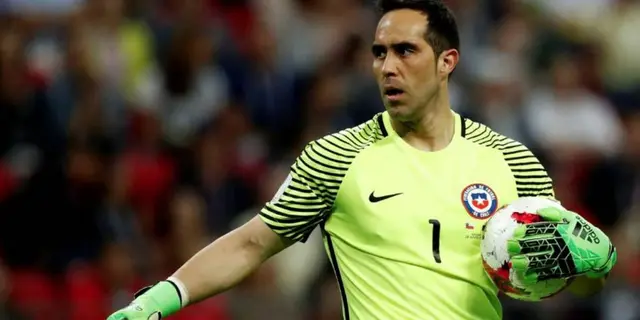 Claudio Bravo på väg till Real Betis?