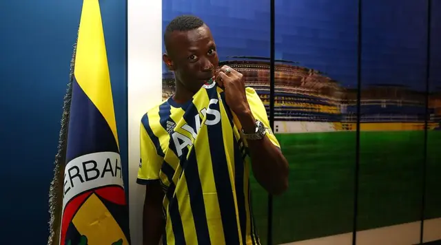 Mame Thiam till Fenerbahce