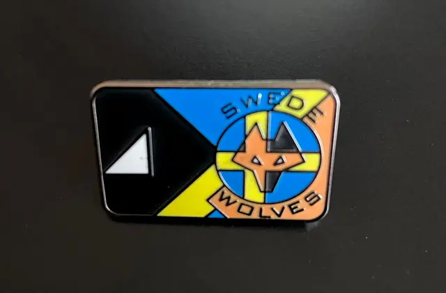 Swedewolves pins -- nytt i vår shop