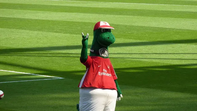 Arsenal sparkar Gunnersaurus