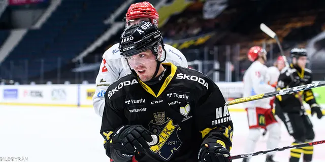 Förlängning: Max Lindholm