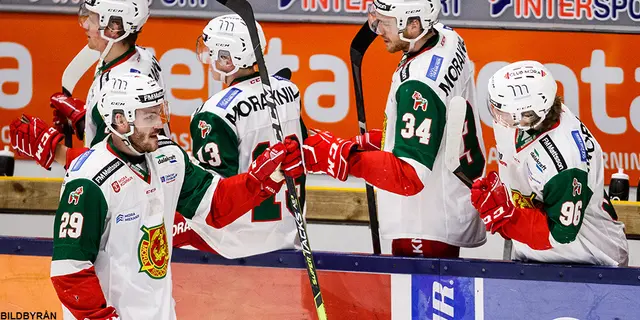 29. Johan Persson