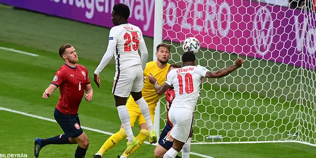 England säkrade gruppsegern mot Tjeckien