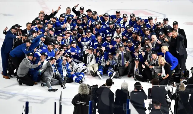 Tampa Bay Lightning back to back Stanley Cup-vinnare