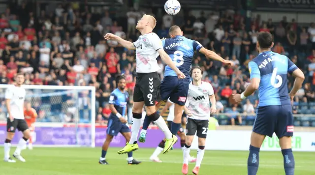 Wycombe - Charlton 2-1  