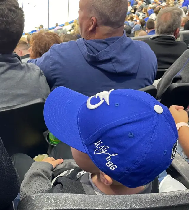 NHL-klubbarna tappar publik, spelarna mister löner