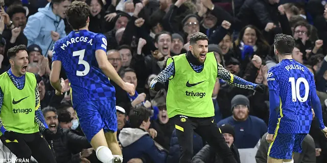 Fyra mål i intensiva stormatchen – se alla målen från Premier League här