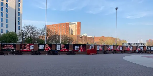MUWomen’s Barmy Army: På plats på Old Trafford