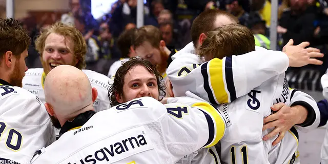  Fredrik Forsberg skjuter HV71 till SHL