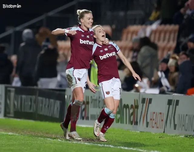 Dagny och Kate förlänger med West Ham