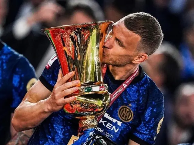 Alla bosnier i Conference League: Sista chansen för Dzeko?